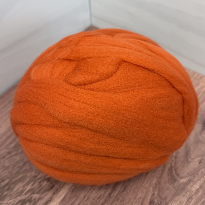 Brown Sheep Dyed Wool Roving 10 Orange You Glad. solid combed top.