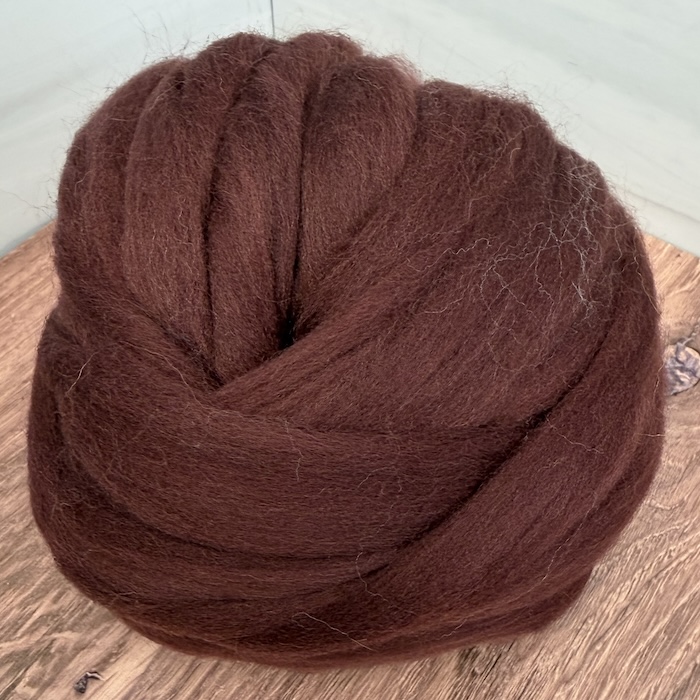 Brown Sheep Dyed Wool Roving 11 Roasted Coffee. solid combed top.
